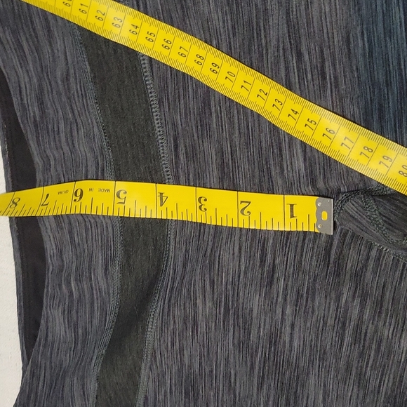 Lucy grey mix capris womens size medium - Picture 3 of 7